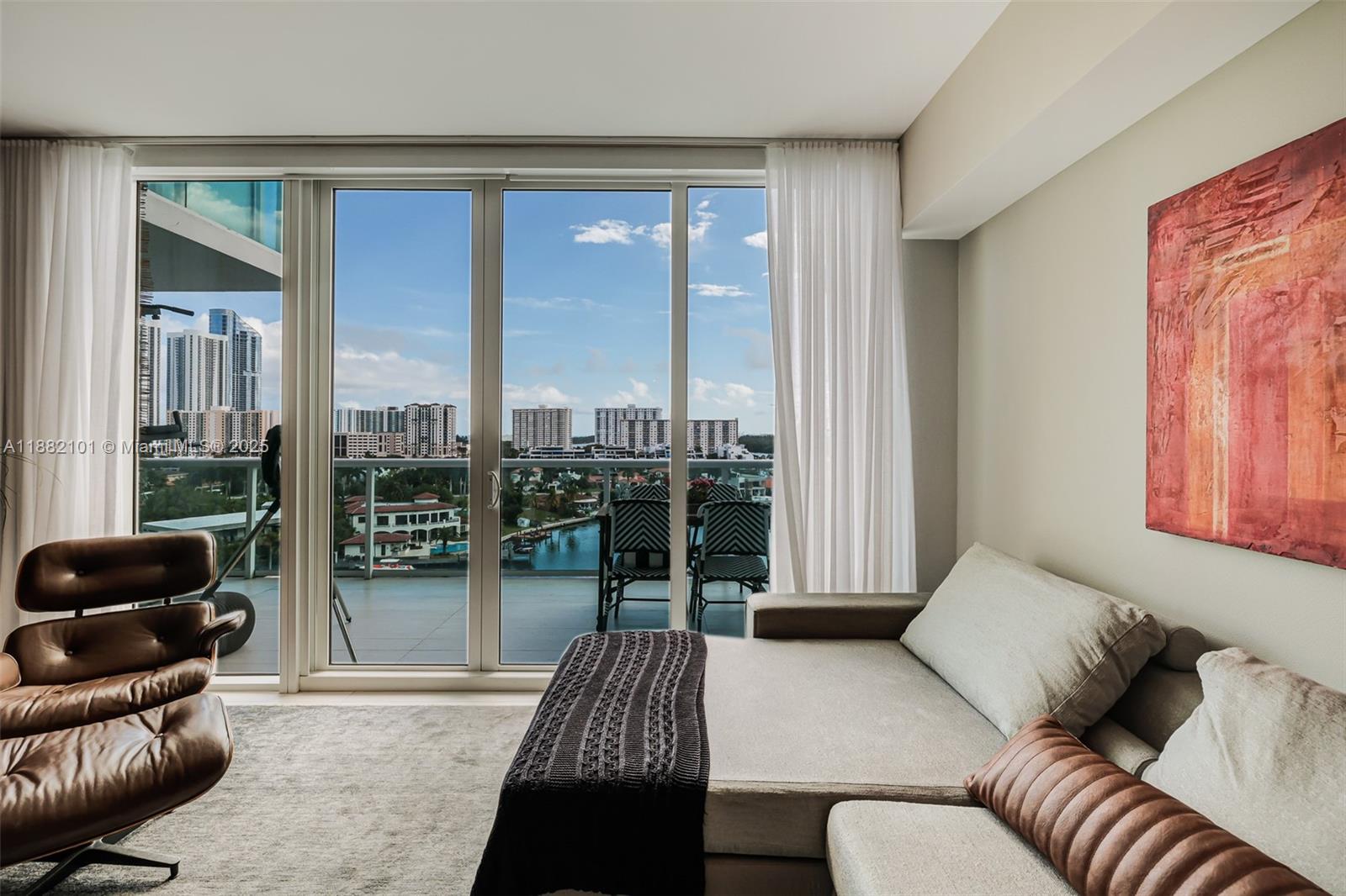image 400 Sunny Isles18