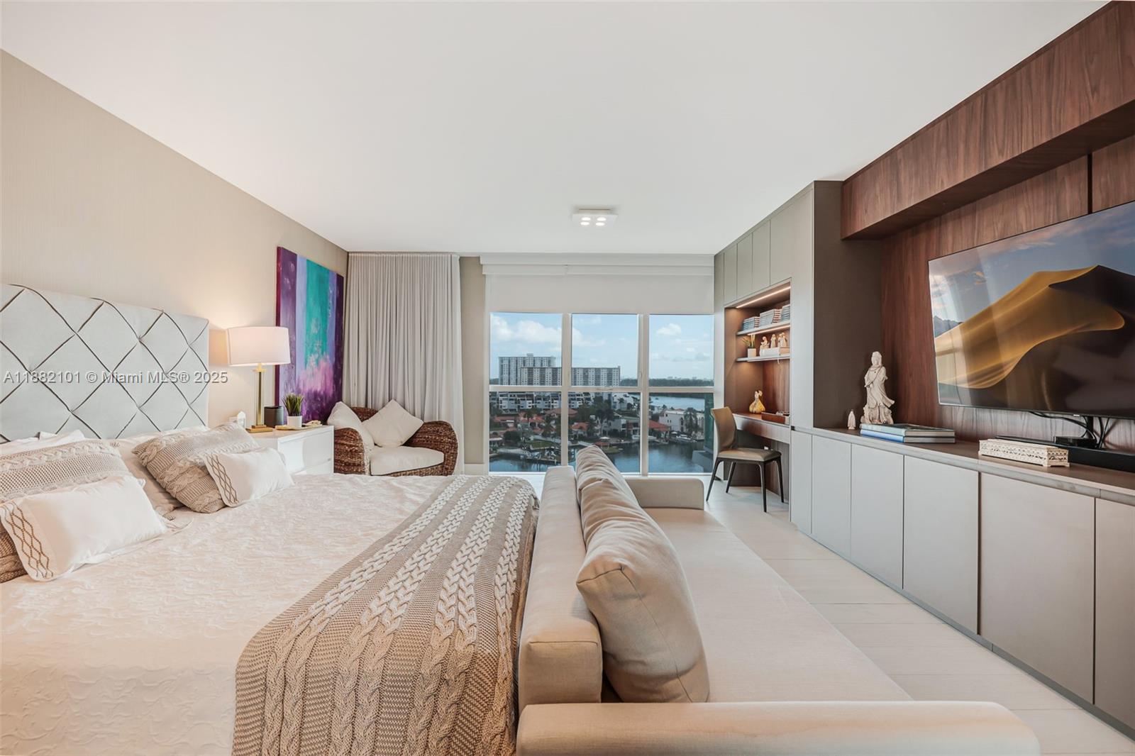 image 400 Sunny Isles32