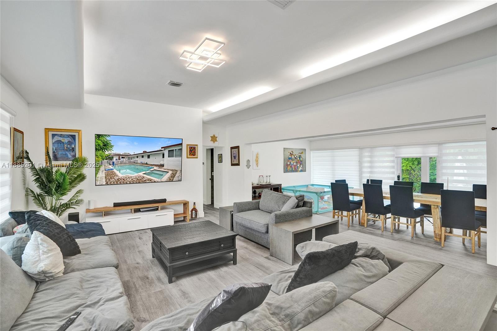 3784 Sheridan Ave Miami Beach, FL 33140 3784 Sheridan Ave Miami Beach, FL 33140