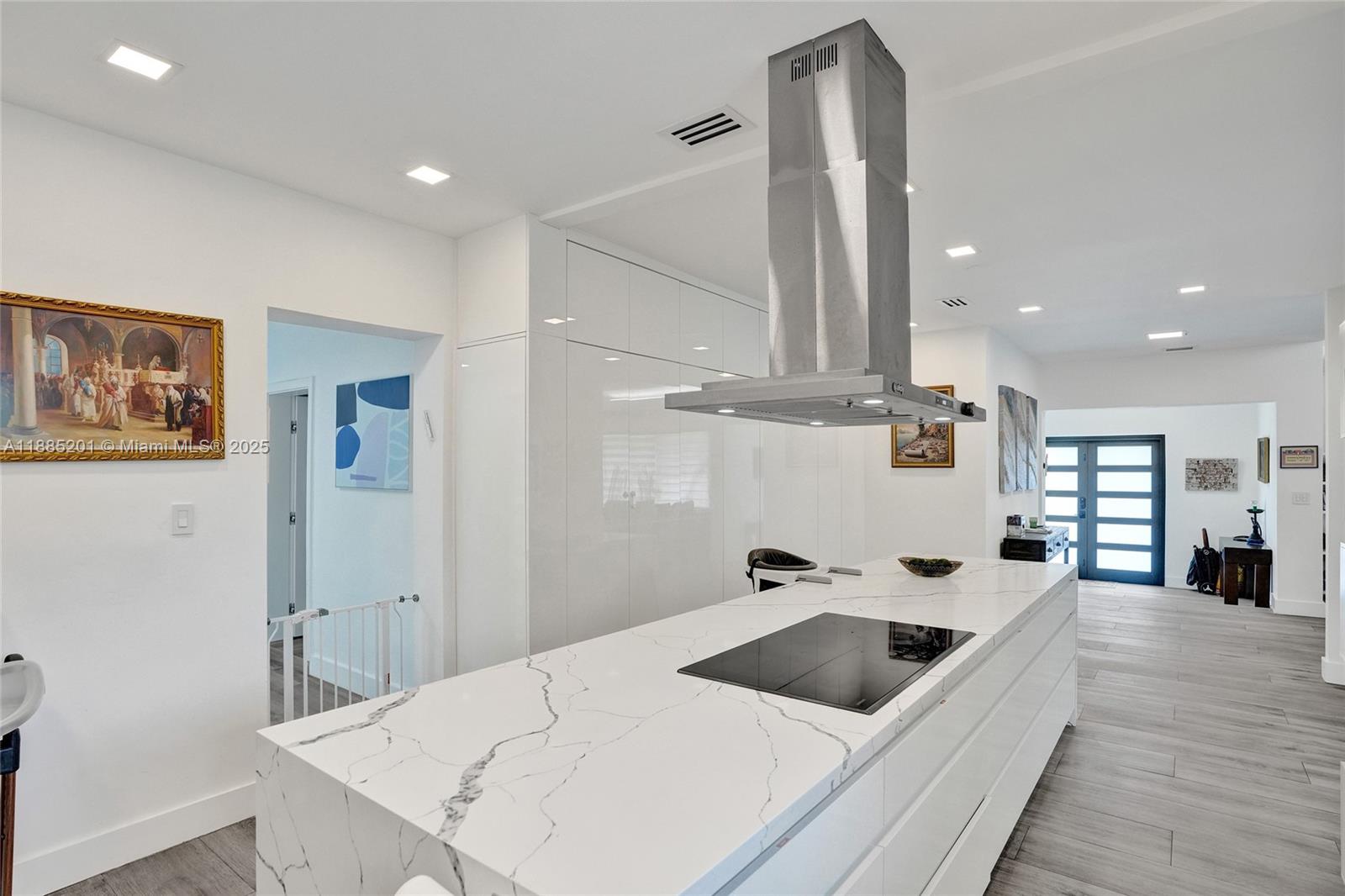 3784 Sheridan Ave Miami Beach, FL 33140 3784 Sheridan Ave Miami Beach, FL 33140