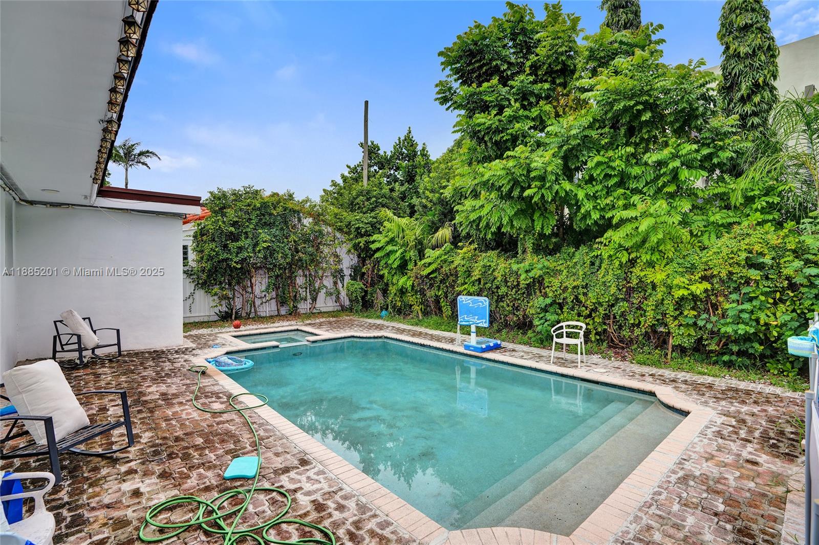 3784 Sheridan Ave Miami Beach, FL 33140 3784 Sheridan Ave Miami Beach, FL 33140