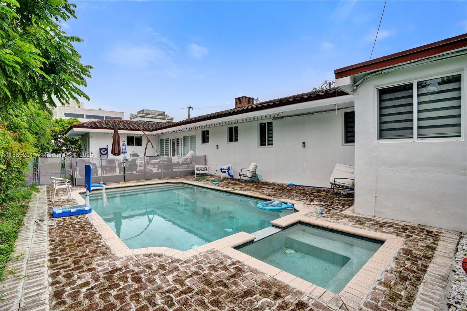 3784 Sheridan Ave Miami Beach, FL 33140 3784 Sheridan Ave Miami Beach, FL 33140