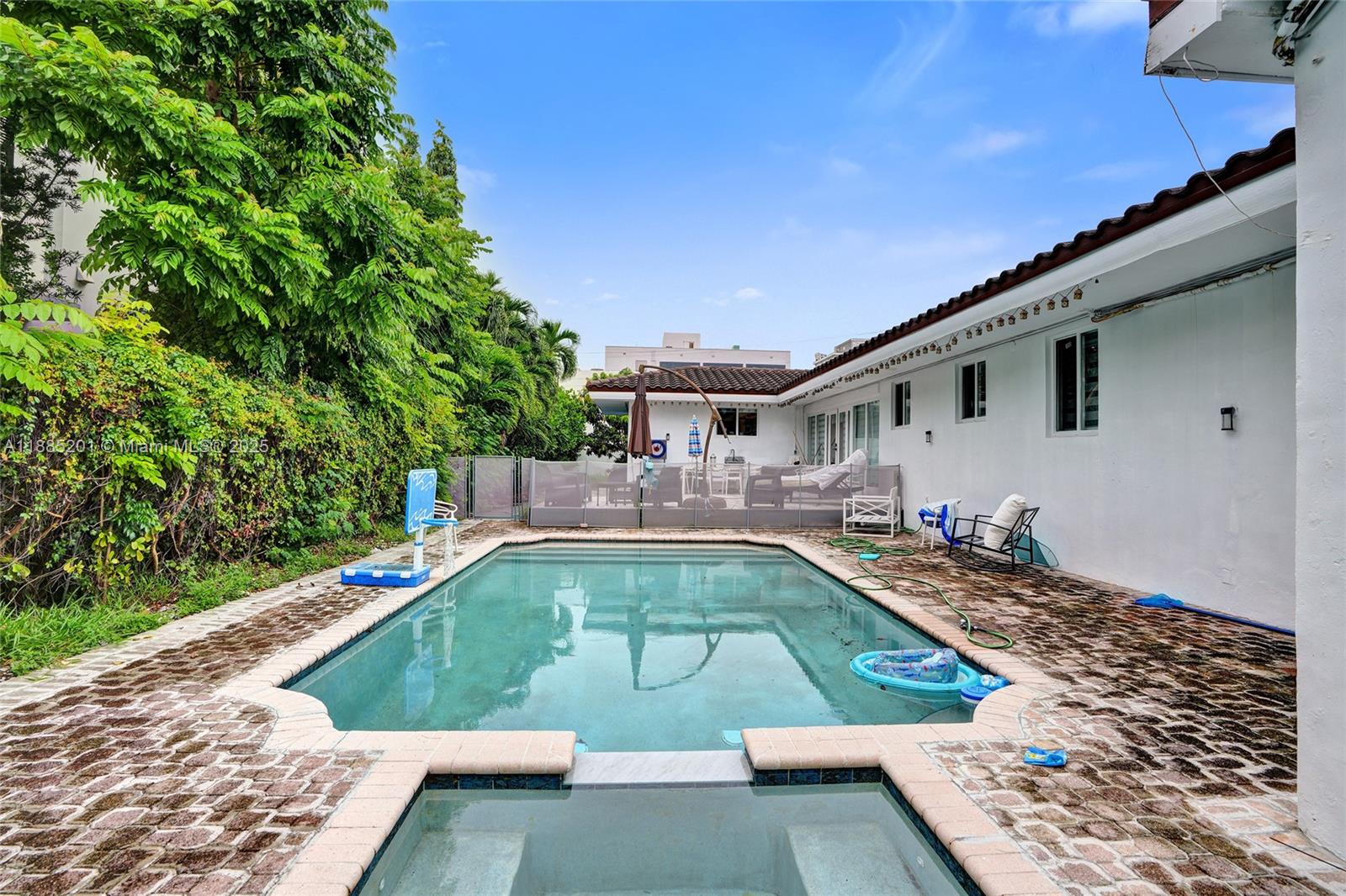 3784 Sheridan Ave Miami Beach, FL 33140 3784 Sheridan Ave Miami Beach, FL 33140