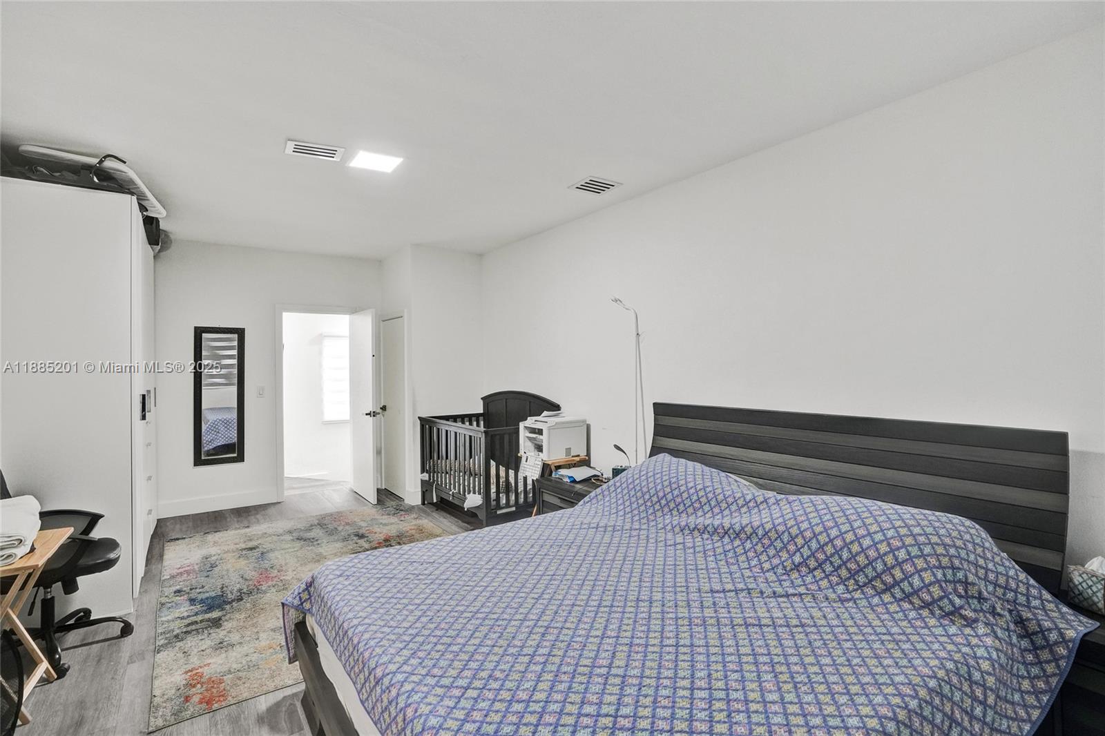 3784 Sheridan Ave Miami Beach, FL 33140 3784 Sheridan Ave Miami Beach, FL 33140