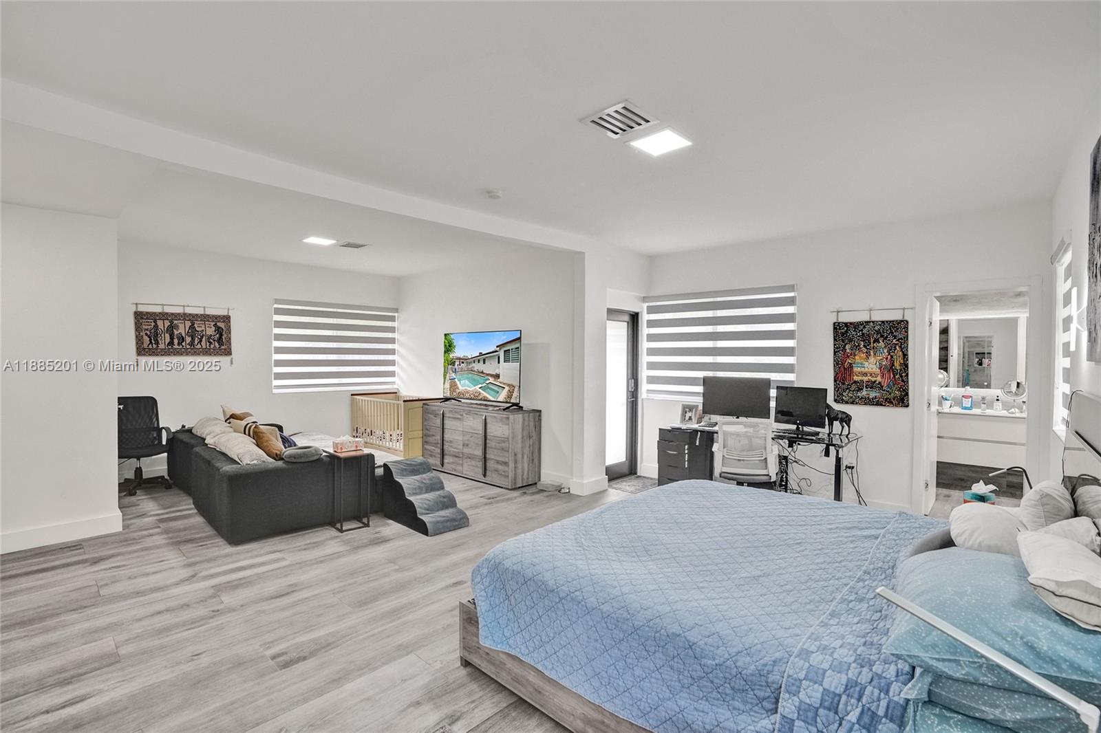 3784 Sheridan Ave Miami Beach, FL 33140 3784 Sheridan Ave Miami Beach, FL 33140