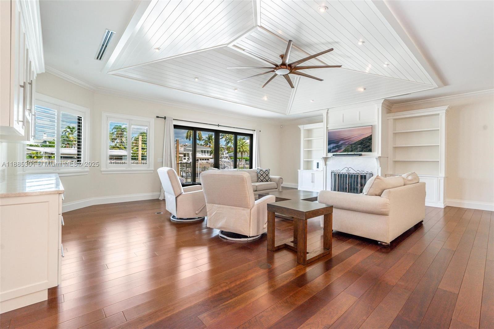 2381 NE 24th St Lighthouse Point, FL 33064 2381 NE 24th St Lighthouse Point, FL 33064