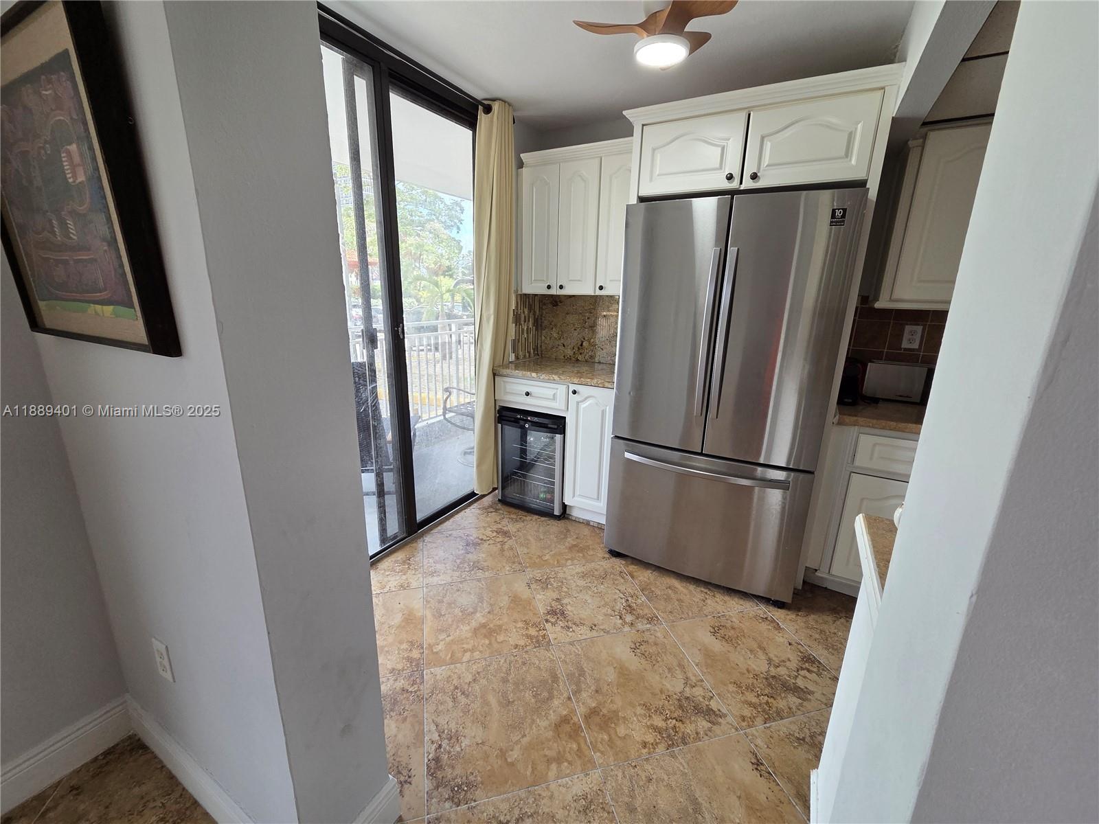 image Winston Towers 6009