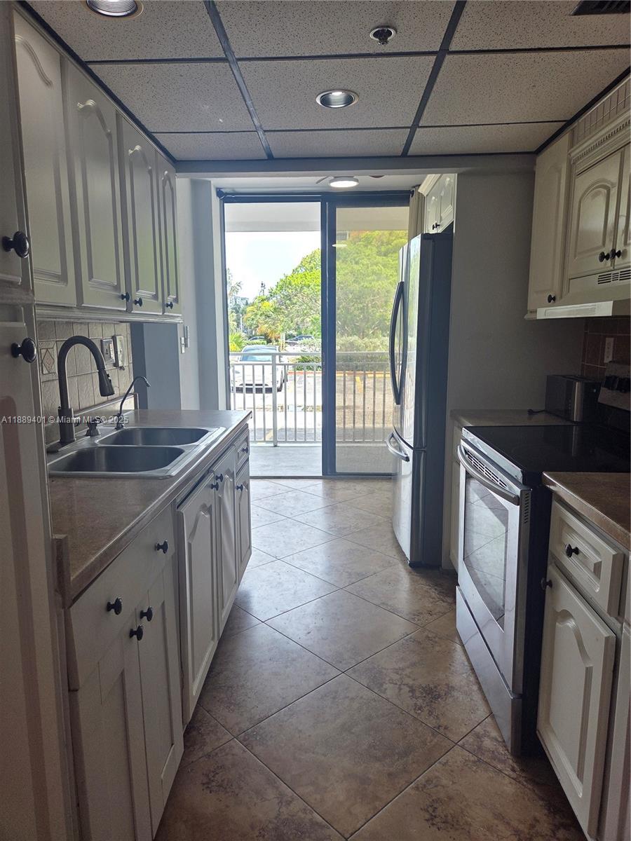 image Winston Towers 60012