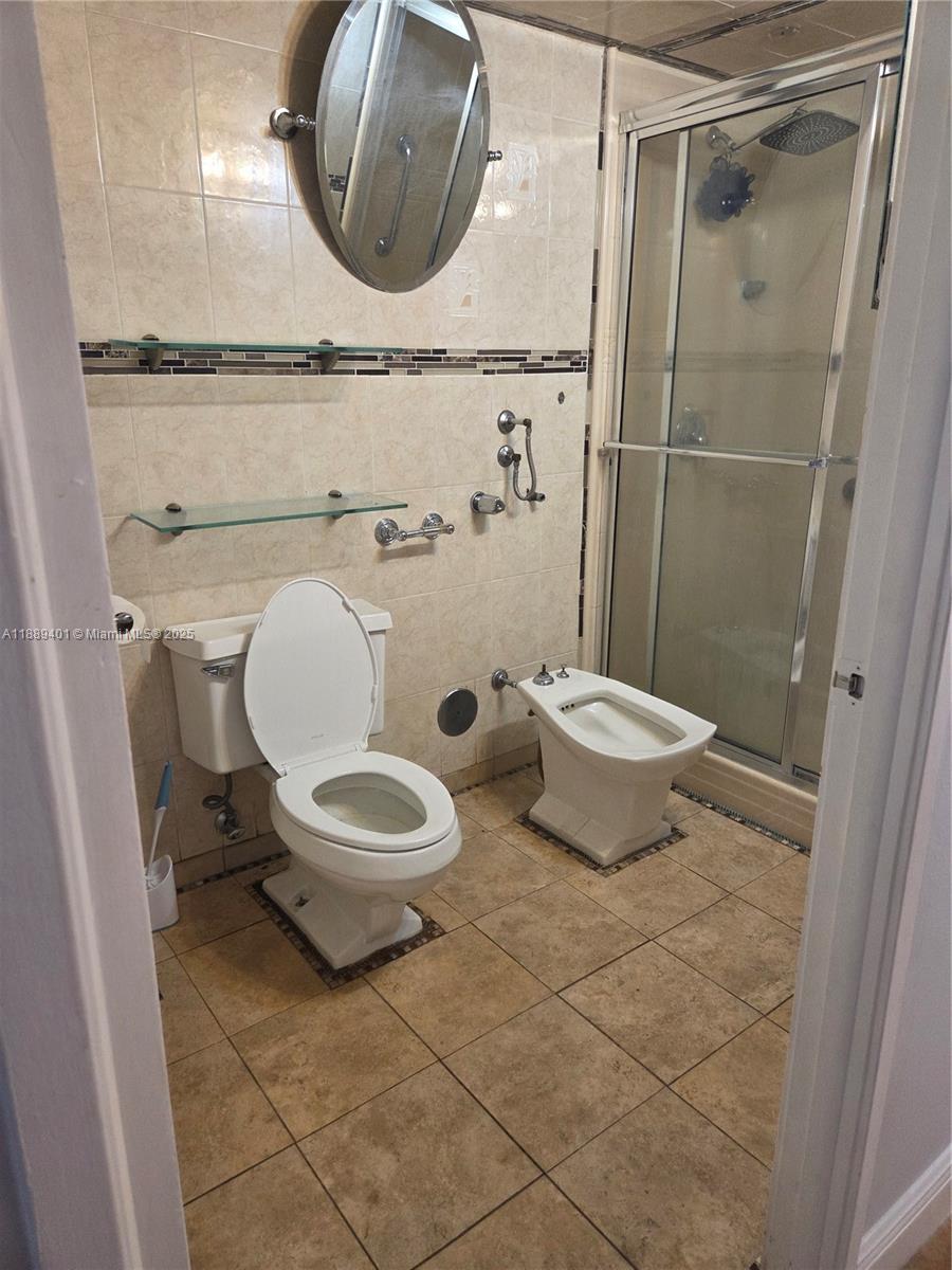 image Winston Towers 60027