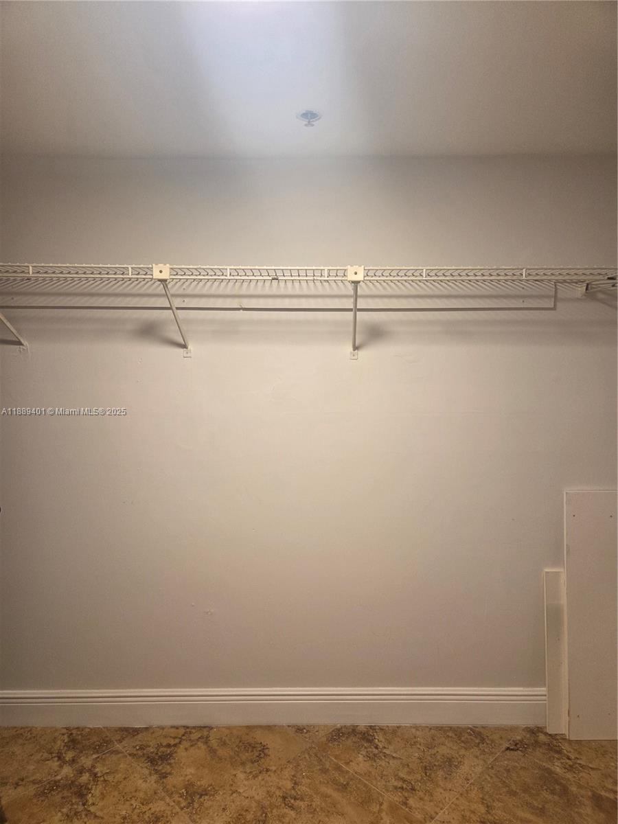 image Winston Towers 60029