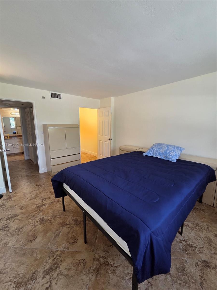 image Winston Towers 60034