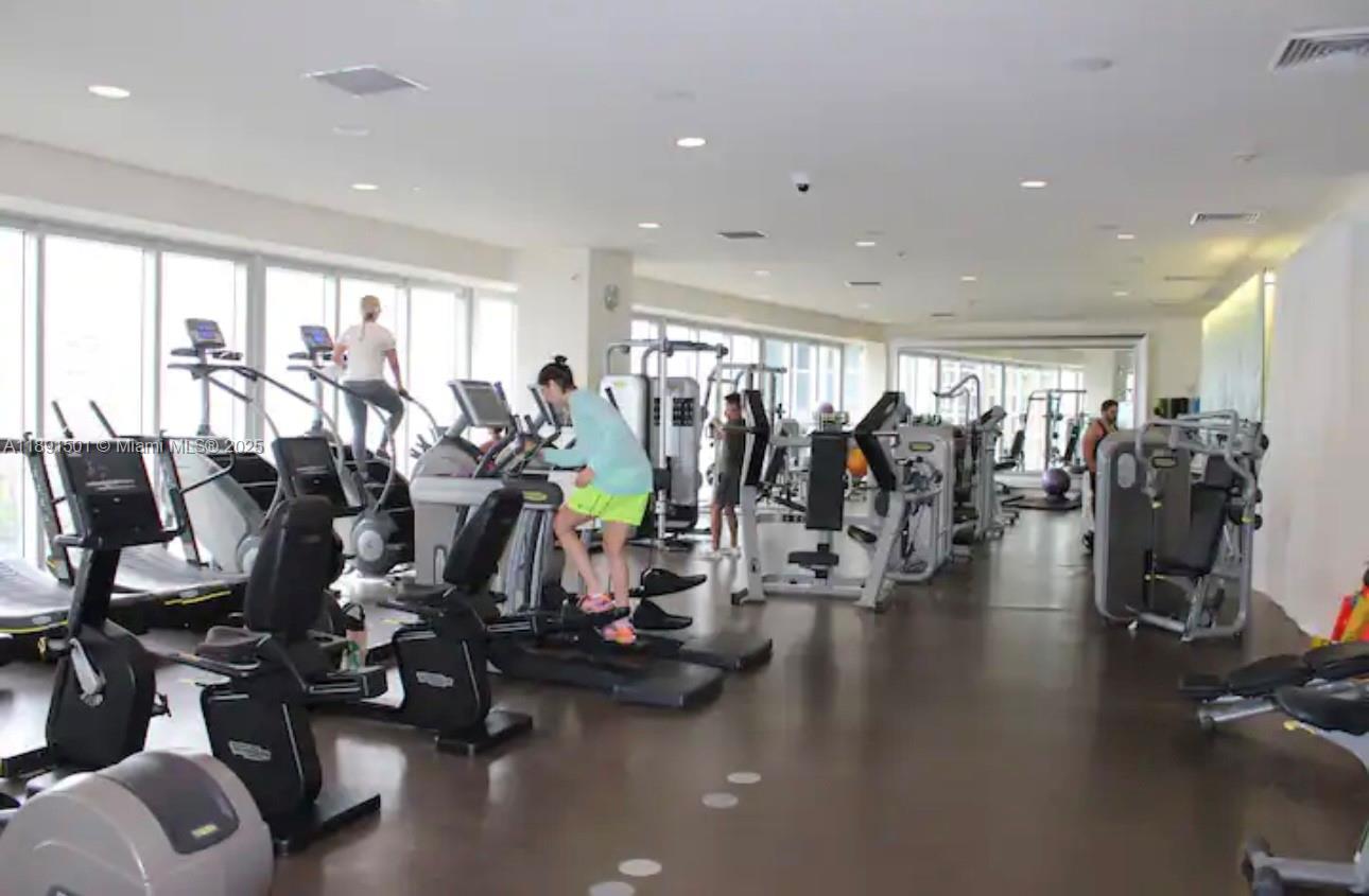 image Icon Brickell Ii24