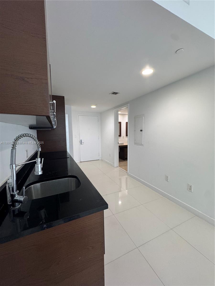 image Icon Brickell Ii32