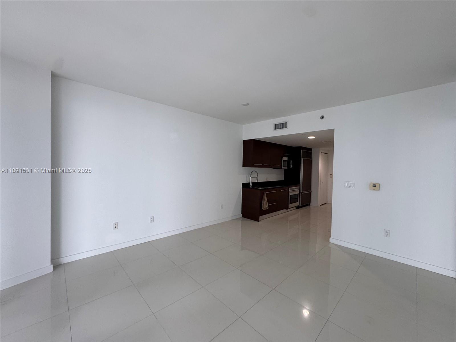 image Icon Brickell Ii34