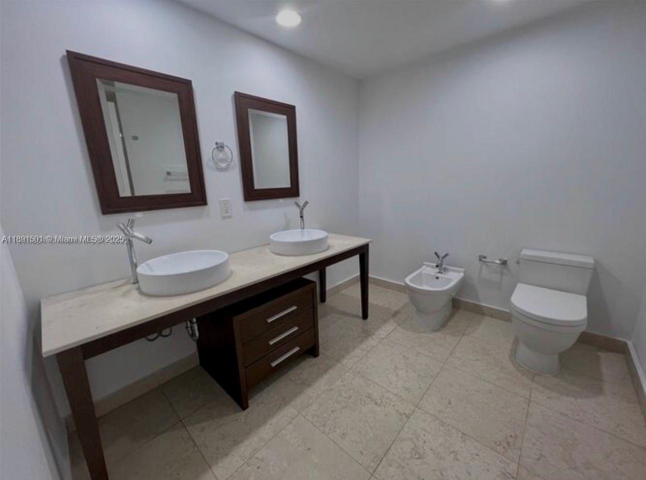 image Icon Brickell Ii36