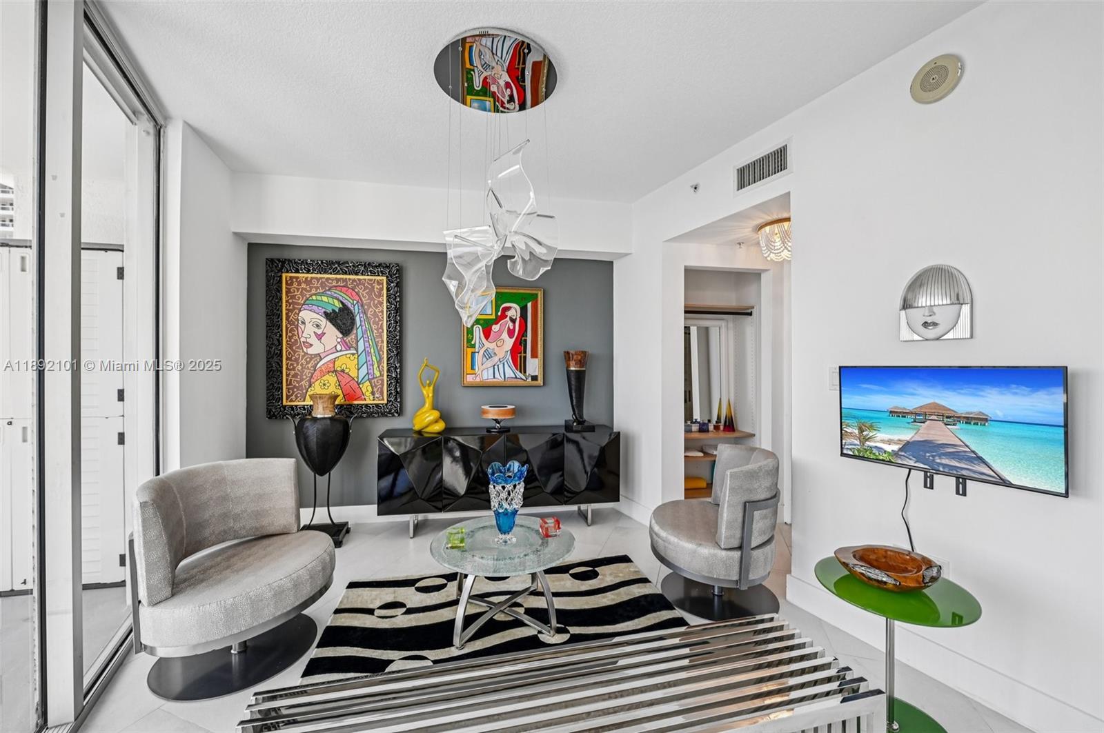 image Opera Tower Condo21