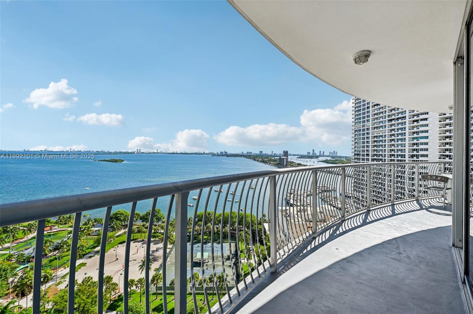 image Opera Tower Condo24