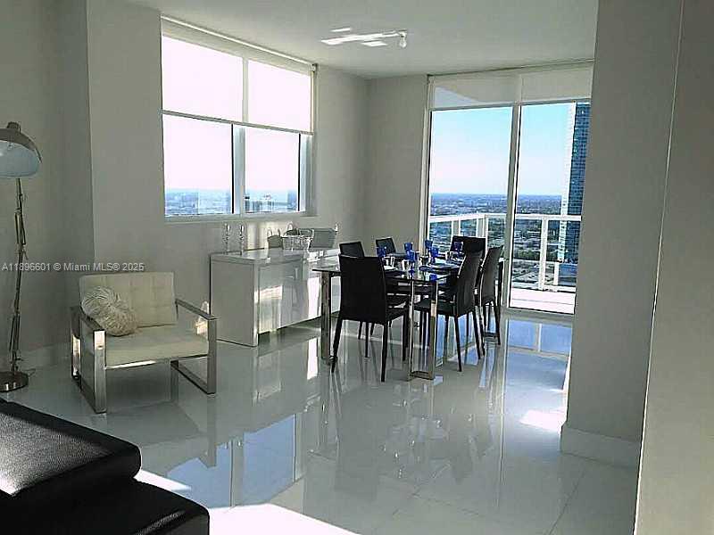 244 Biscayne Bl #3408