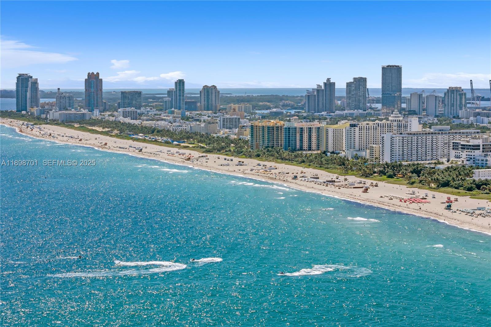 2401 Collins Ave #507 Miami Beach, FL 33140