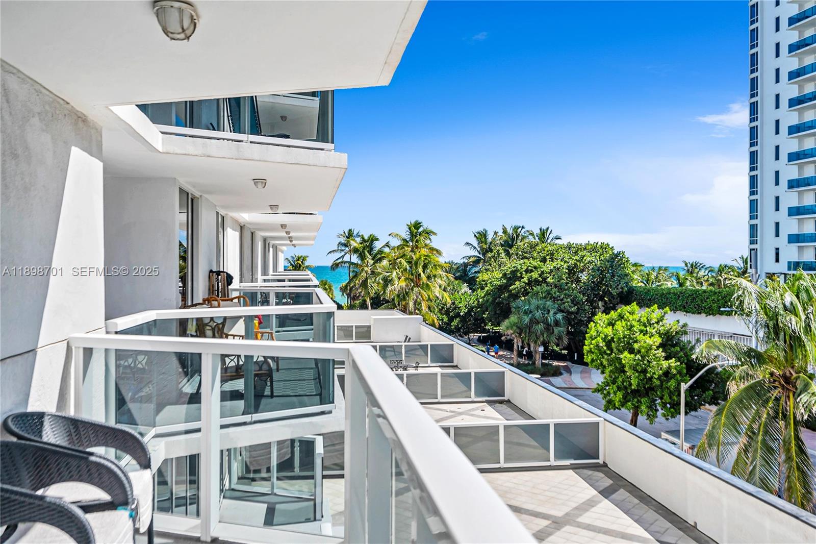 2401 Collins Ave #507 Miami Beach, FL 33140