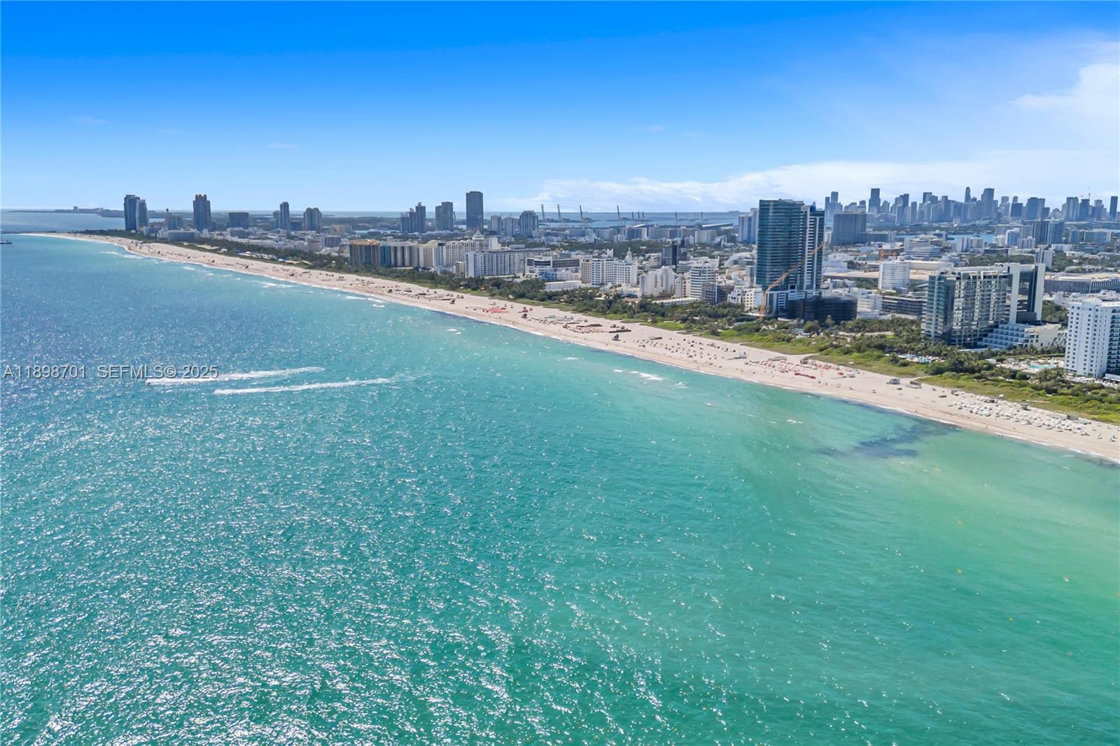 2401 Collins Ave #507 Miami Beach, FL 33140