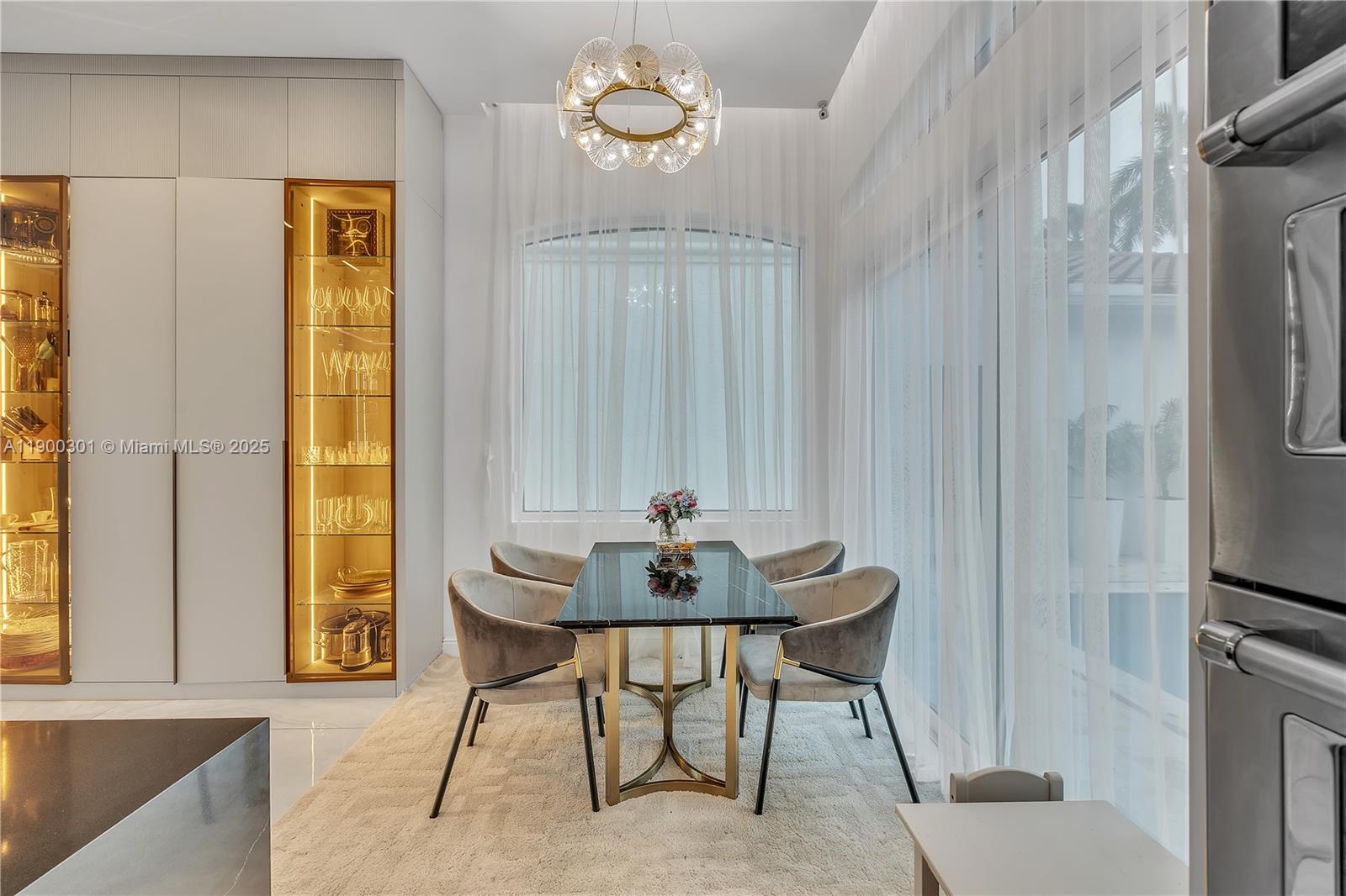 1594 Shoreline Way Hollywood, FL 33019