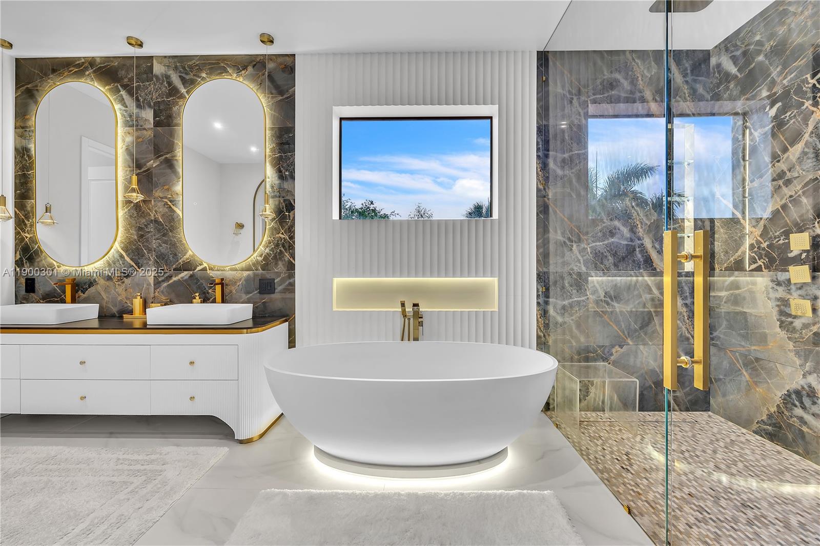 1594 Shoreline Way Hollywood, FL 33019