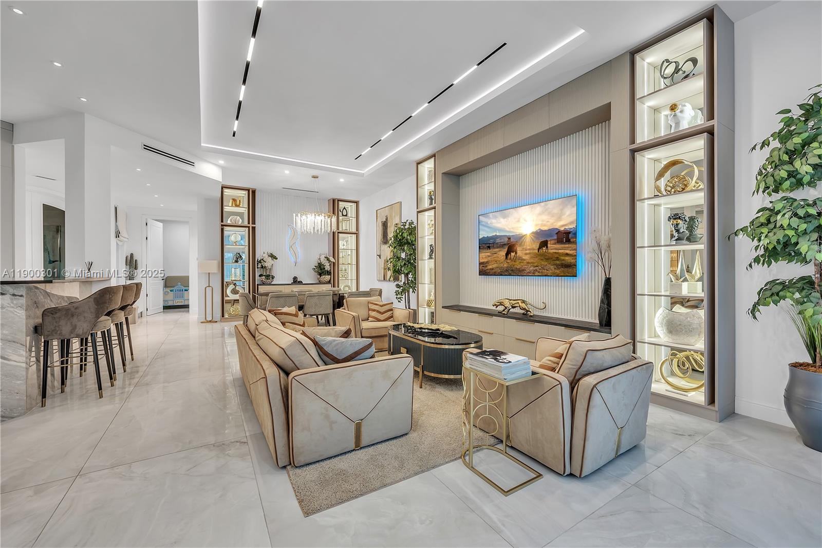 1594 Shoreline Way Hollywood, FL 33019