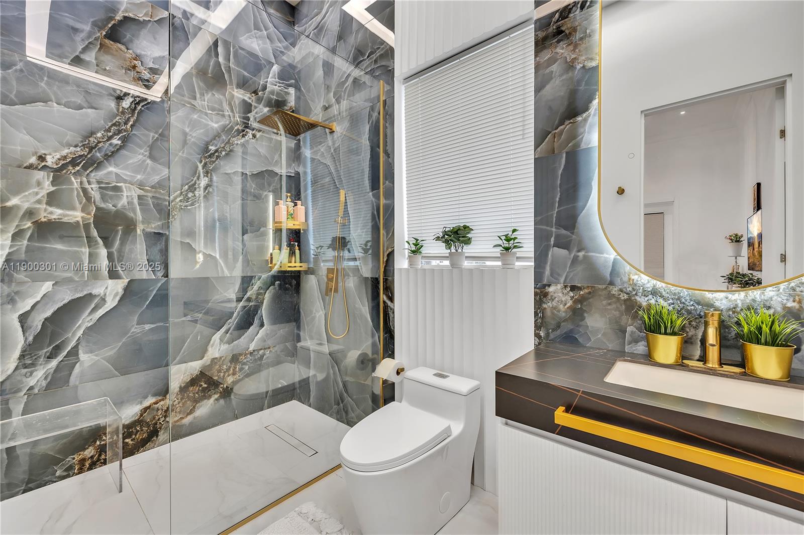 1594 Shoreline Way Hollywood, FL 33019