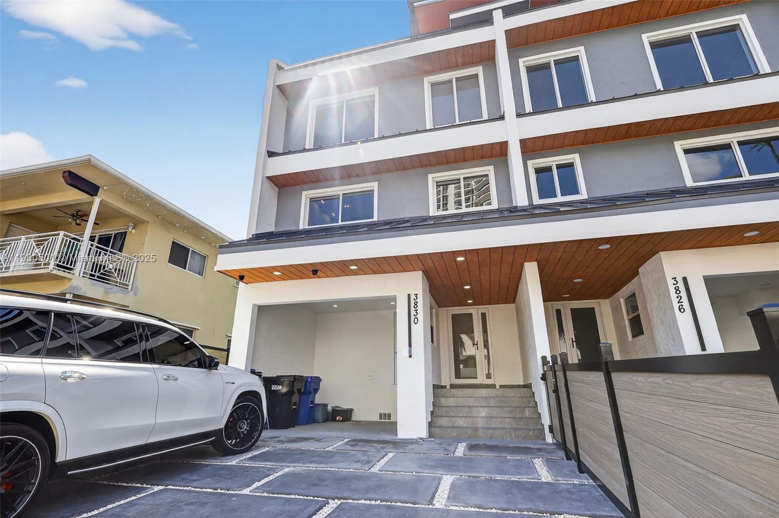 3830 NE 171st St North Miami Beach, FL 33160