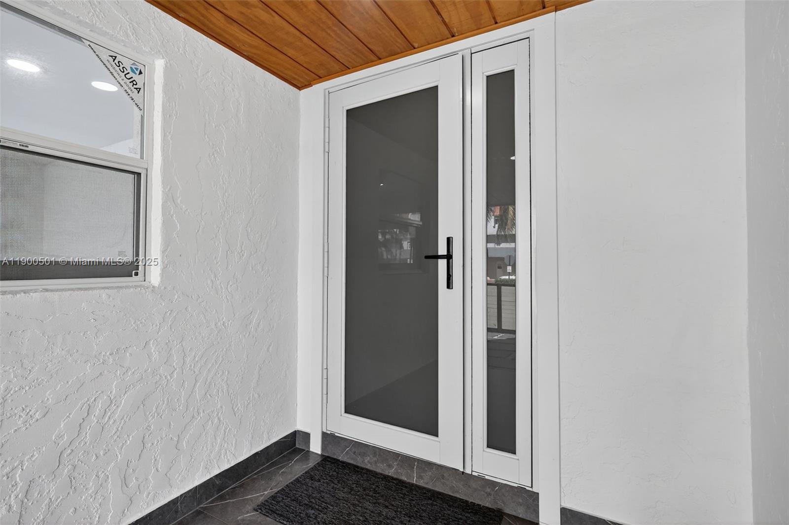 3830 NE 171st St North Miami Beach, FL 33160