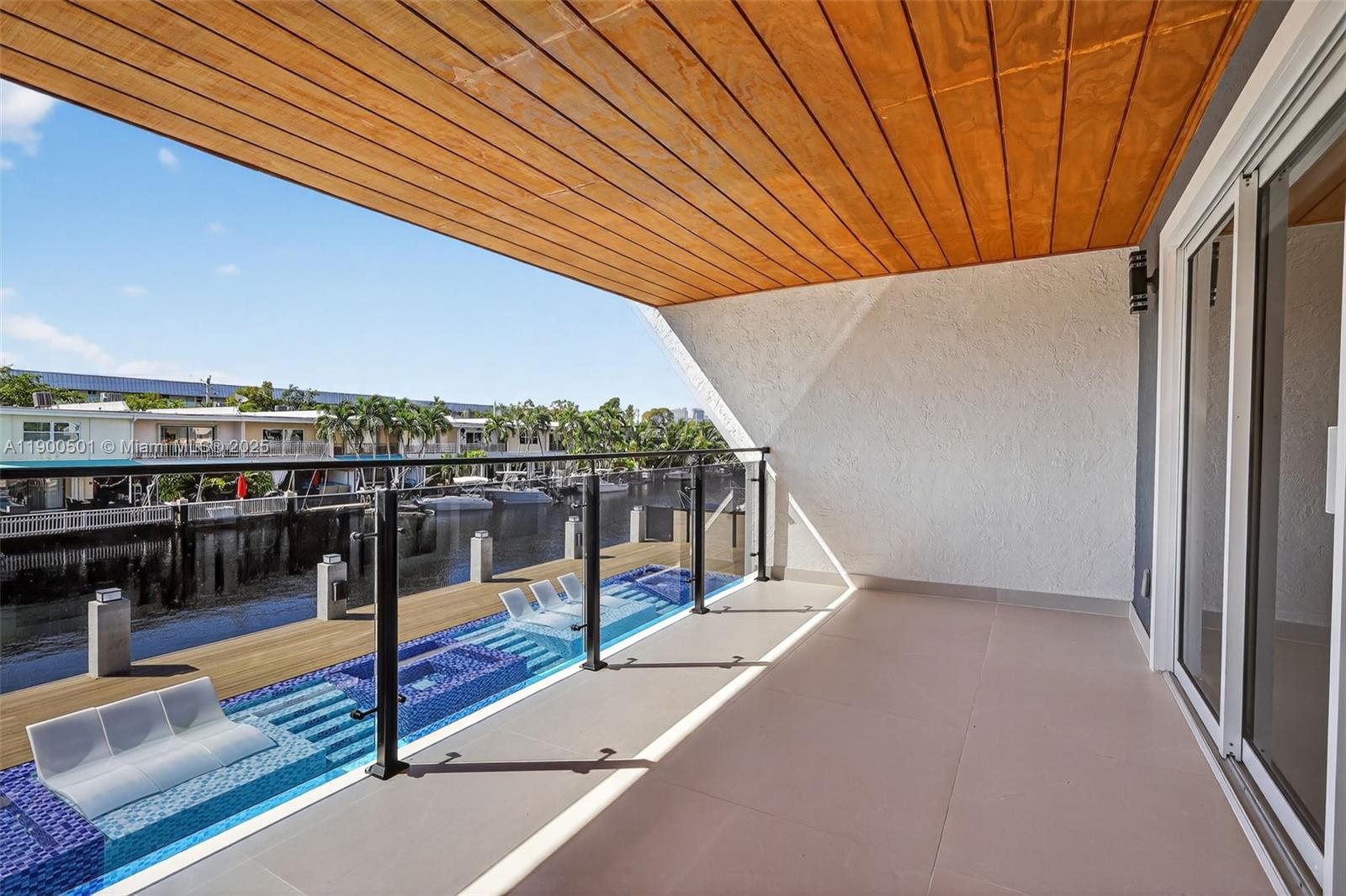 3830 NE 171st St North Miami Beach, FL 33160