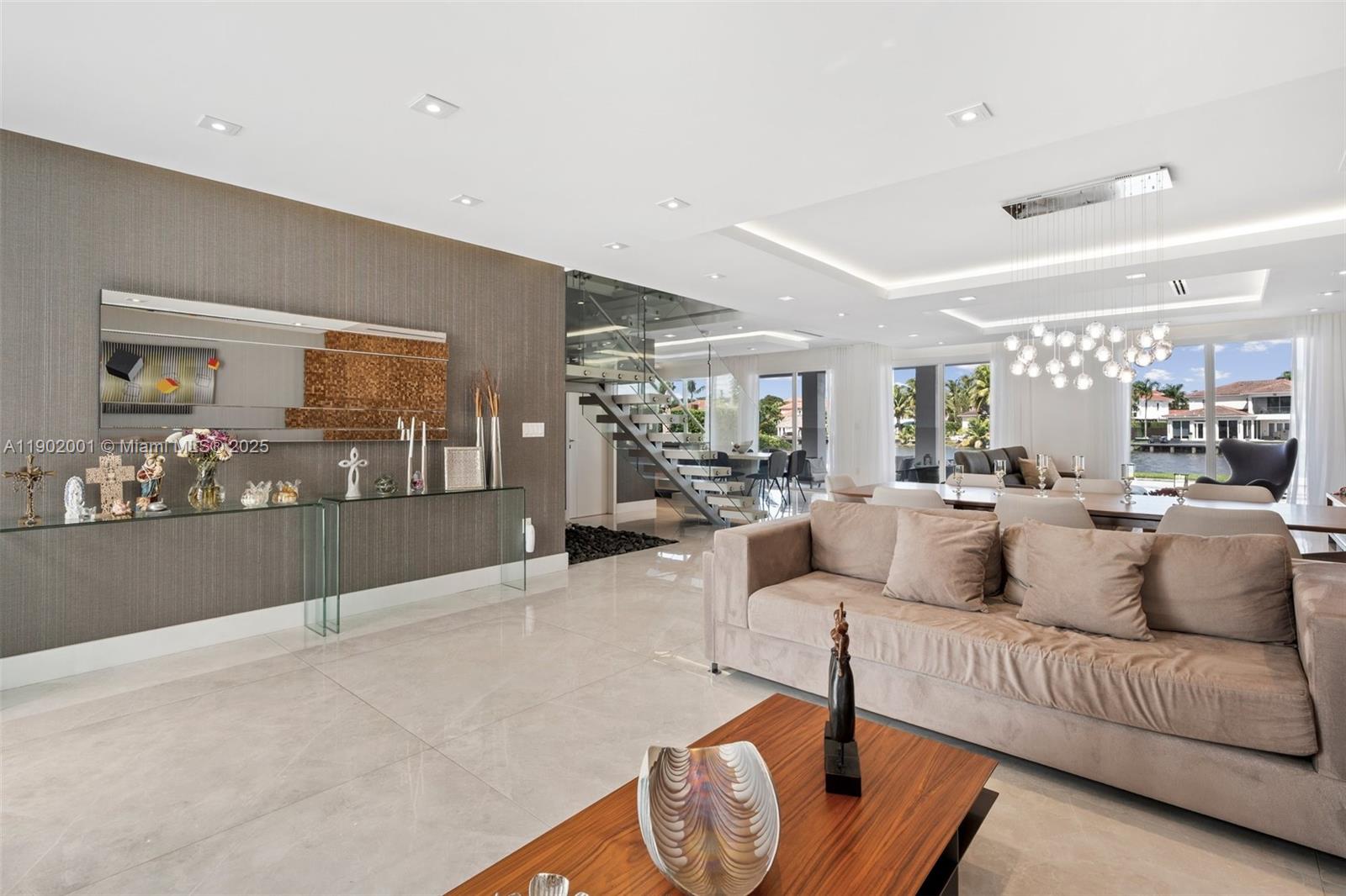 11325 NW 66th St Doral, FL 33178