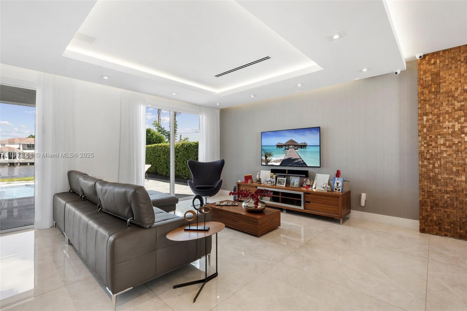 11325 NW 66th St Doral, FL 33178