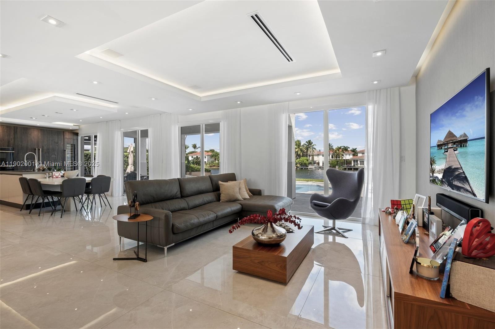 11325 NW 66th St Doral, FL 33178