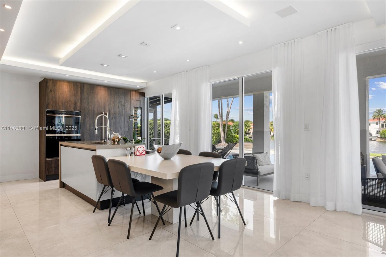 11325 NW 66th St Doral, FL 33178