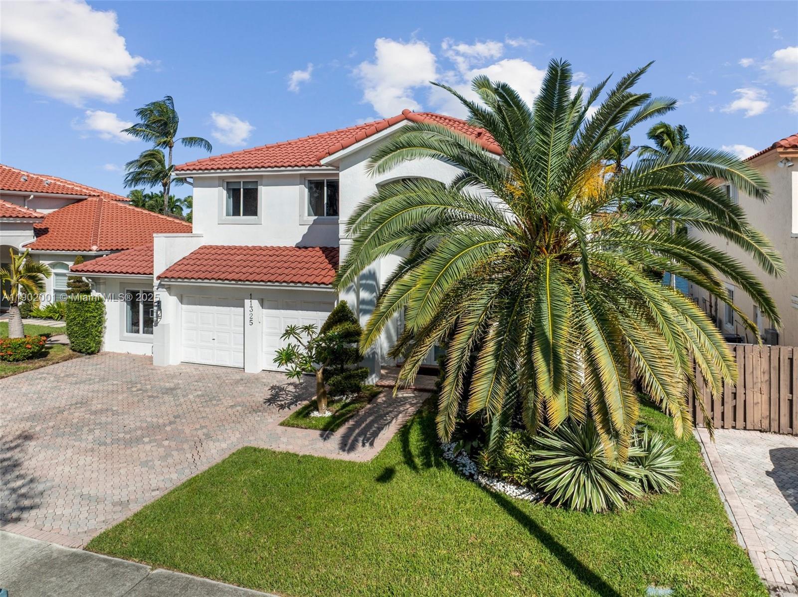 11325 NW 66th St Doral, FL 33178