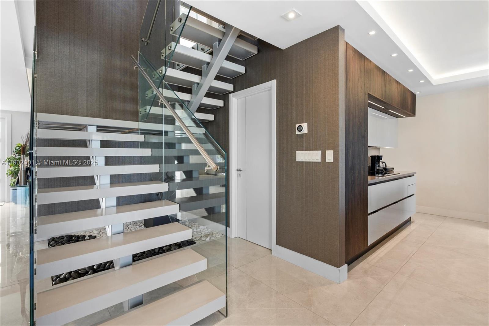 11325 NW 66th St Doral, FL 33178