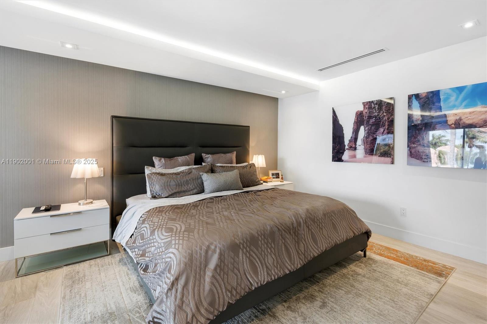 11325 NW 66th St Doral, FL 33178