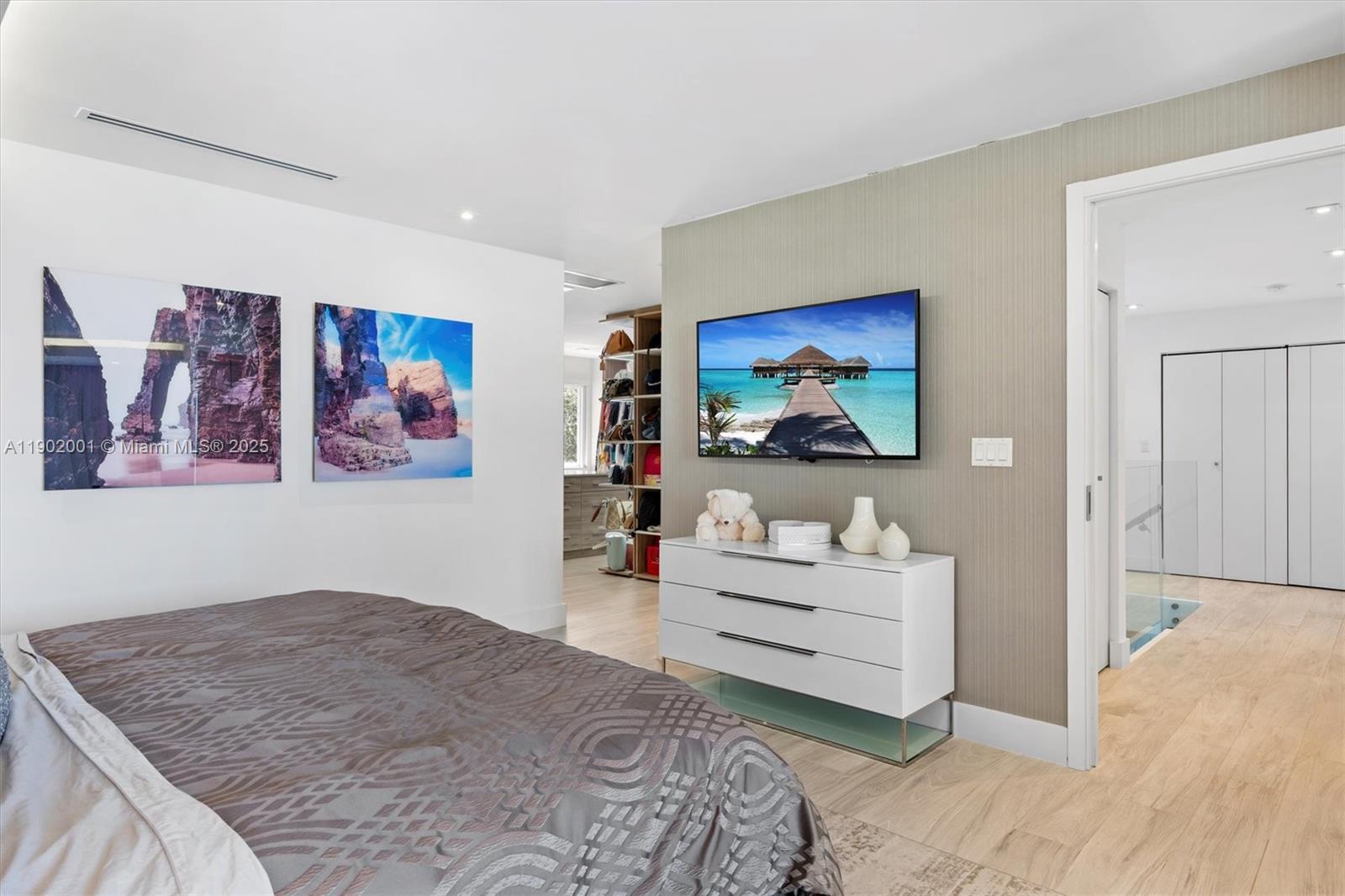 11325 NW 66th St Doral, FL 33178