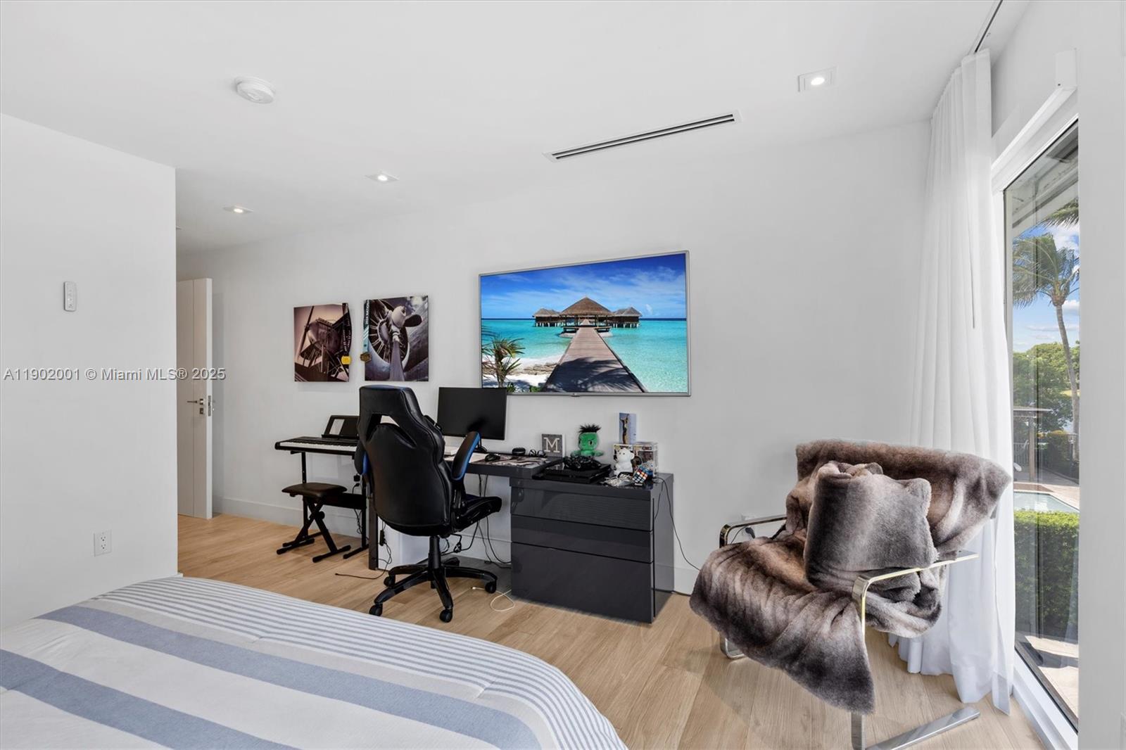 11325 NW 66th St Doral, FL 33178