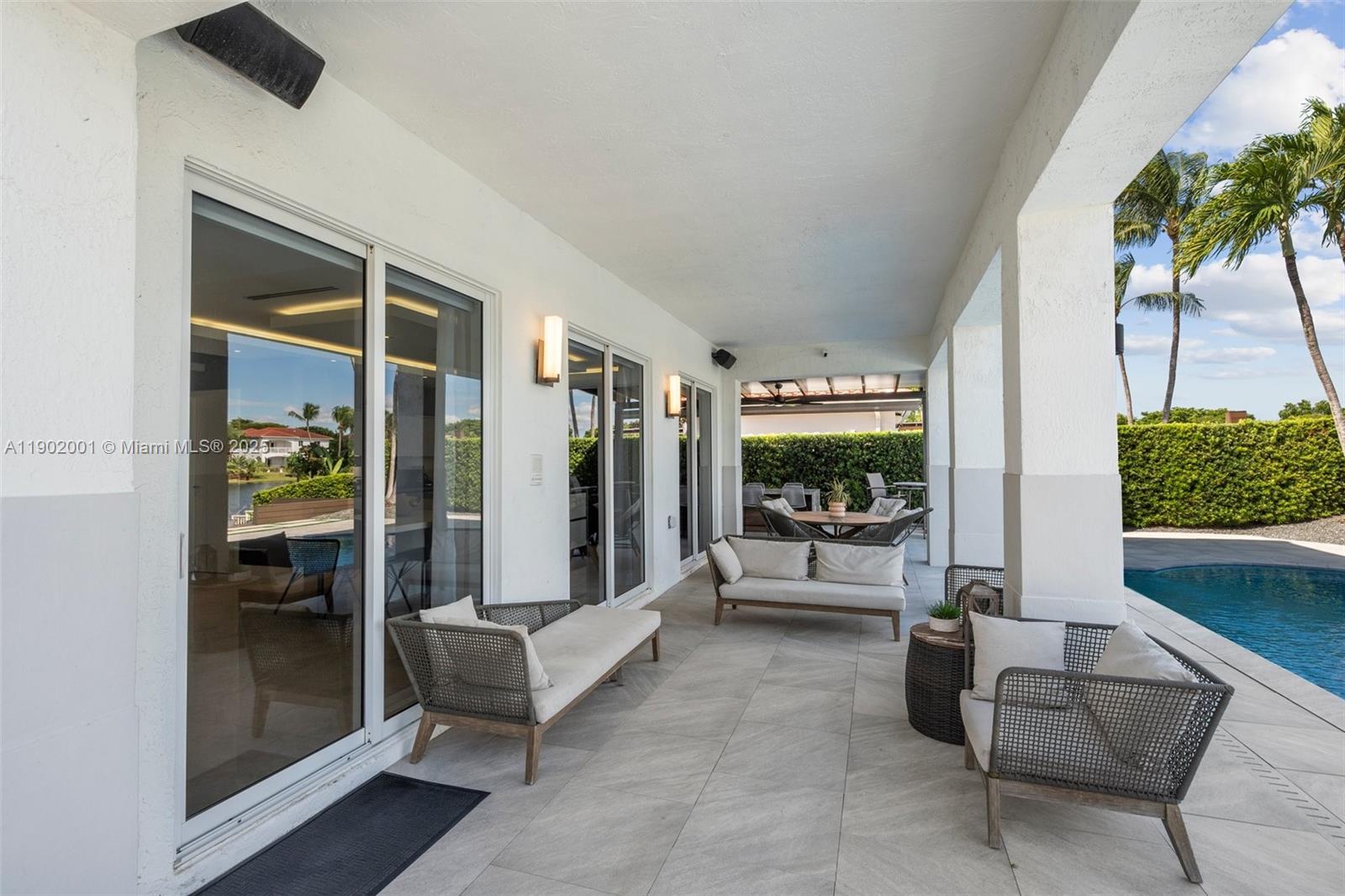 11325 NW 66th St Doral, FL 33178