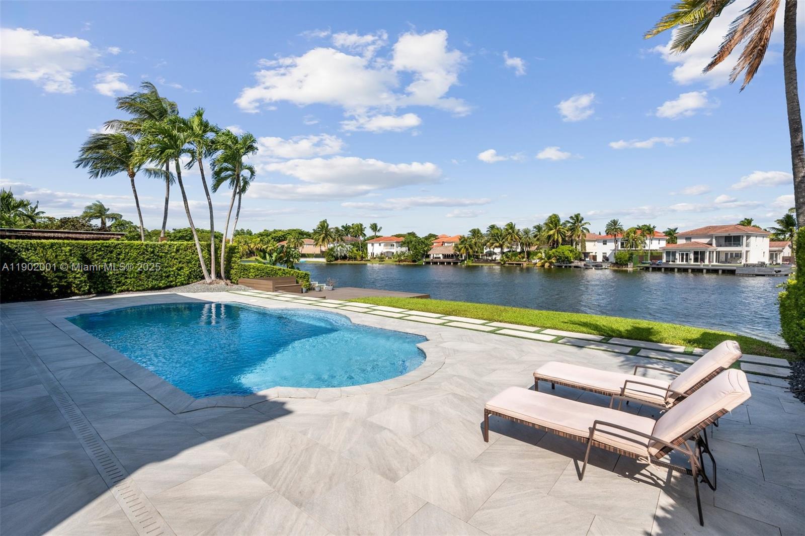 11325 NW 66th St Doral, FL 33178