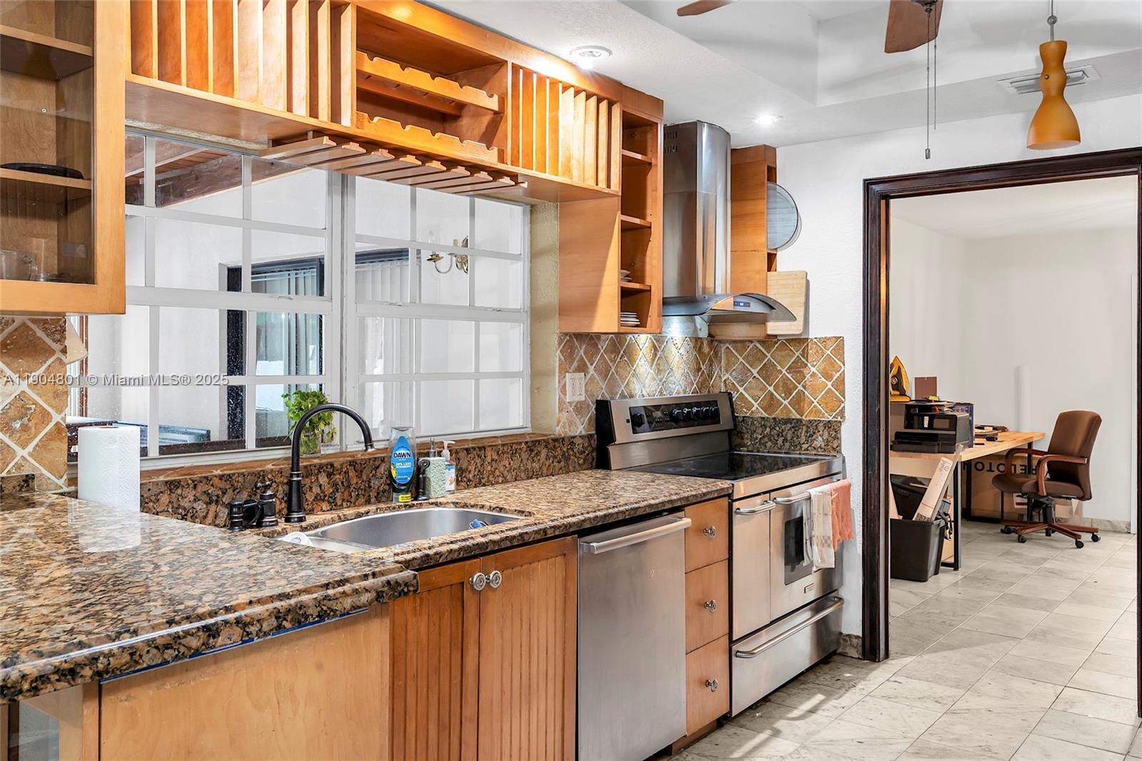 5961 SW 56th Ter South Miami, FL 33143