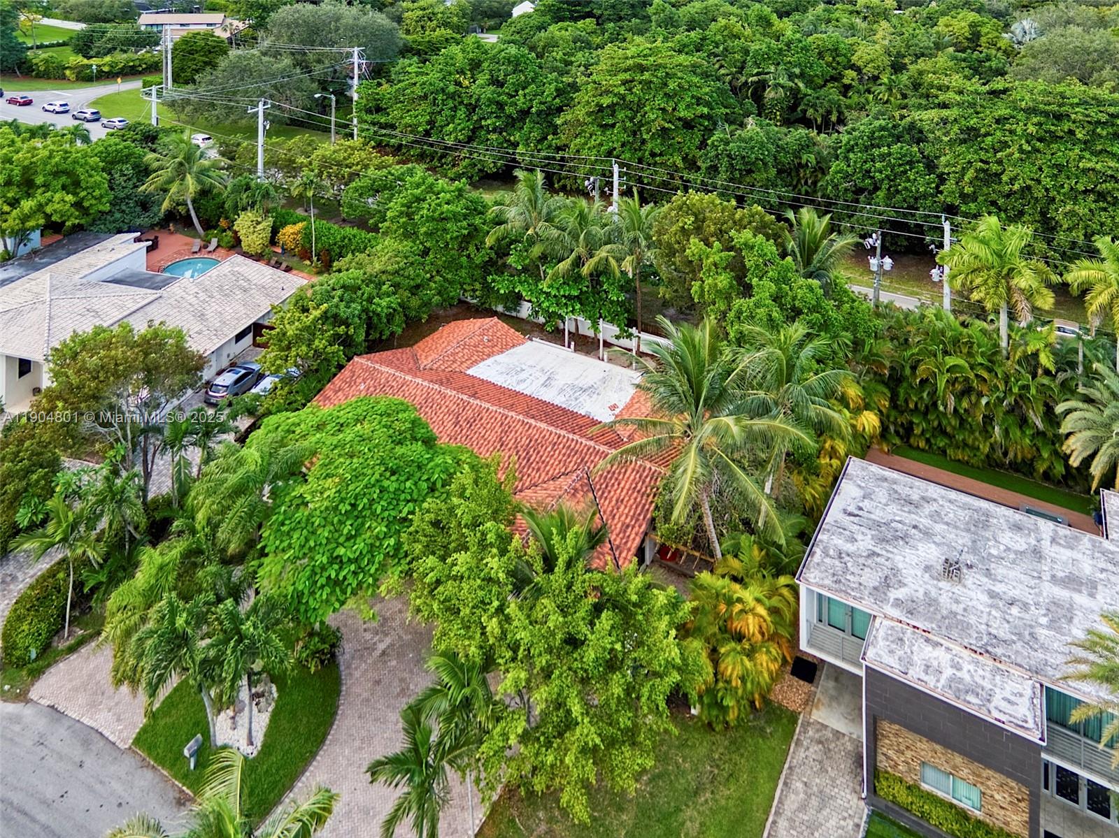 5961 SW 56th Ter South Miami, FL 33143