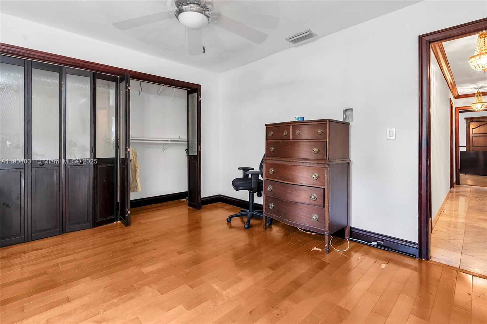 5961 SW 56th Ter South Miami, FL 33143