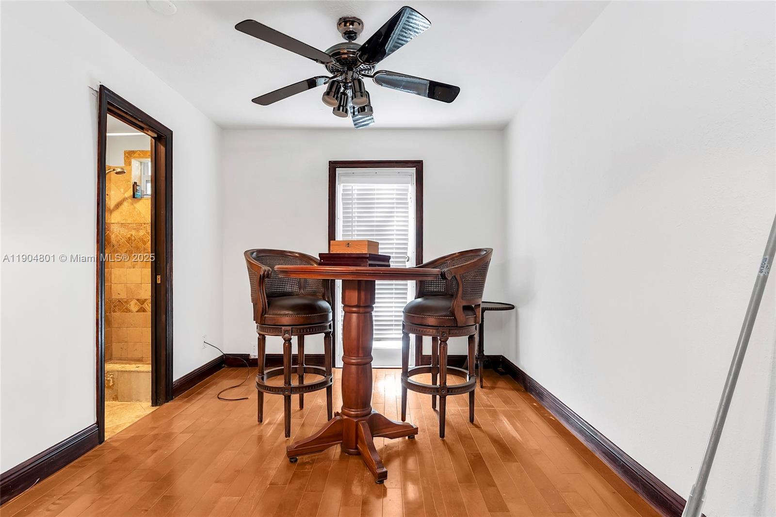 5961 SW 56th Ter South Miami, FL 33143