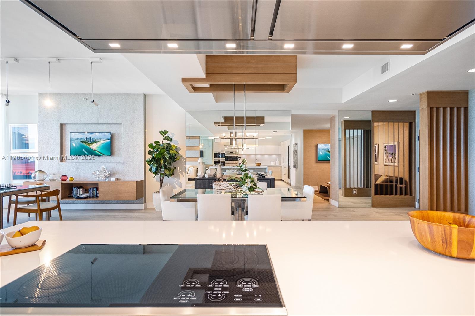 17301 Biscayne Blvd #PH6 North Miami Beach, FL 33160