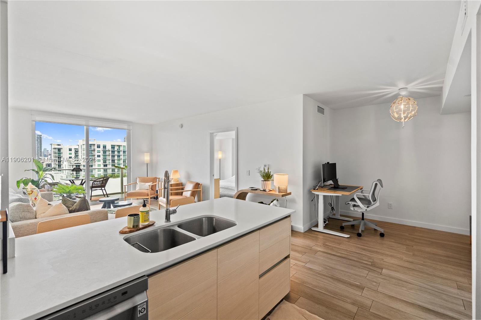 4250 Biscayne Blvd #1218 Miami, FL 33137