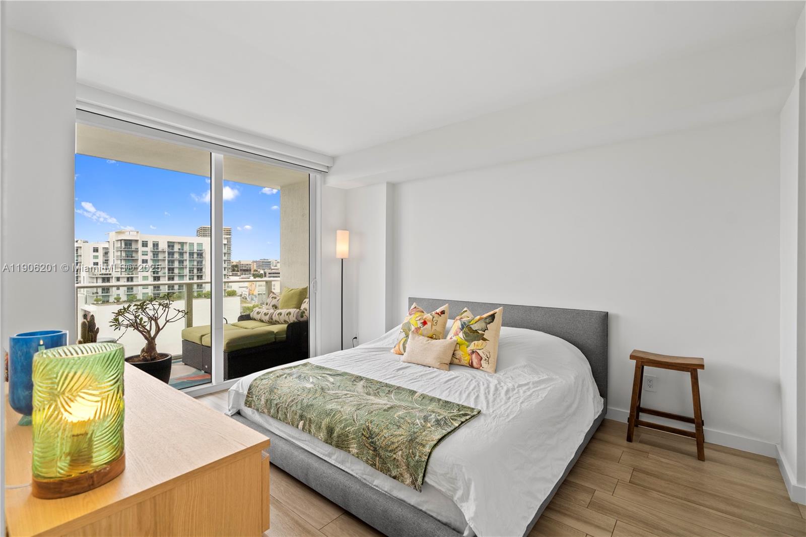 4250 Biscayne Blvd #1218 Miami, FL 33137